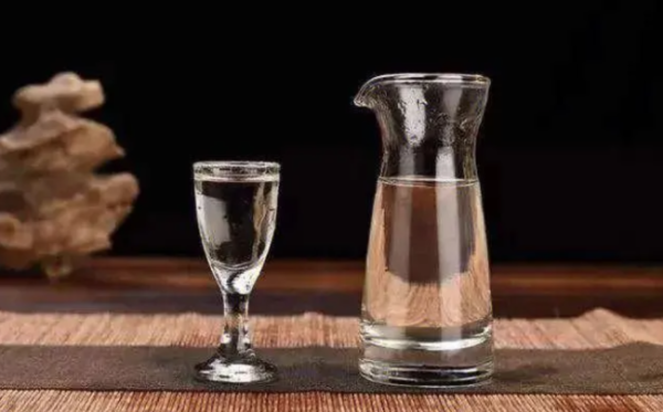 盛瑞德优配 白酒行业见底了吗？